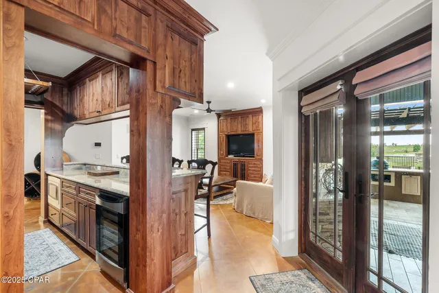 $2,250,000 | 2601 Highway 20, Southport, FL 32409