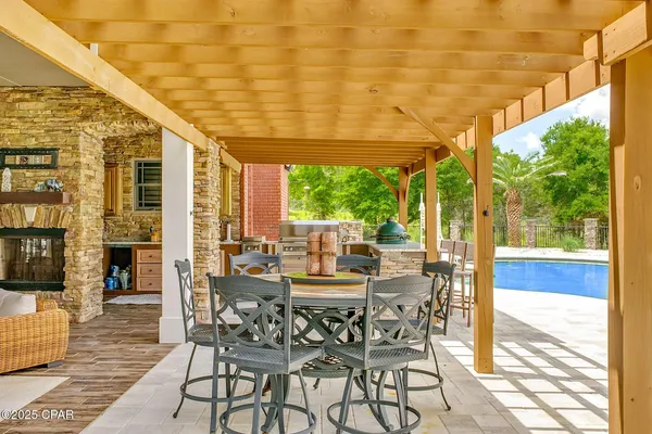 $2,250,000 | 2601 Highway 20, Southport, FL 32409