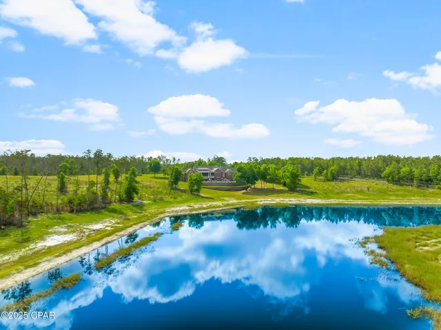 $2,250,000 | 2601 Highway 20, Southport, FL 32409