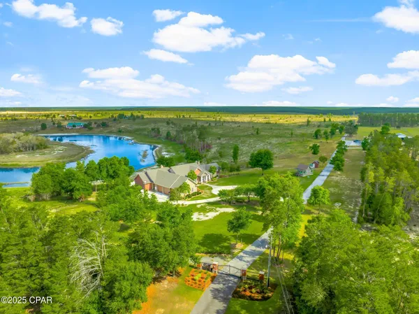 $2,250,000 | 2601 Highway 20, Southport, FL 32409