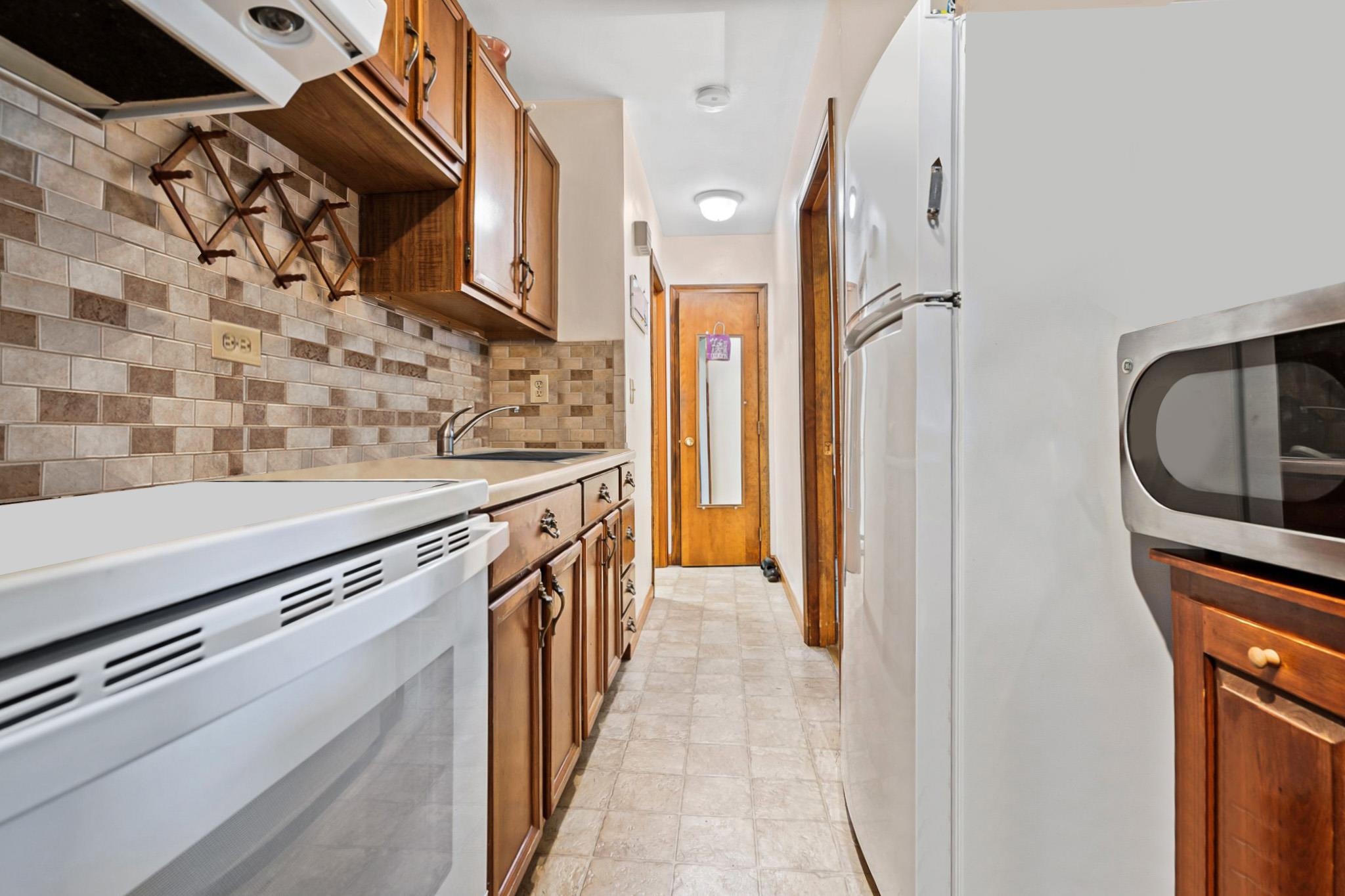 243 High Street Hampton, NH 03842 - Photo 16 of 27