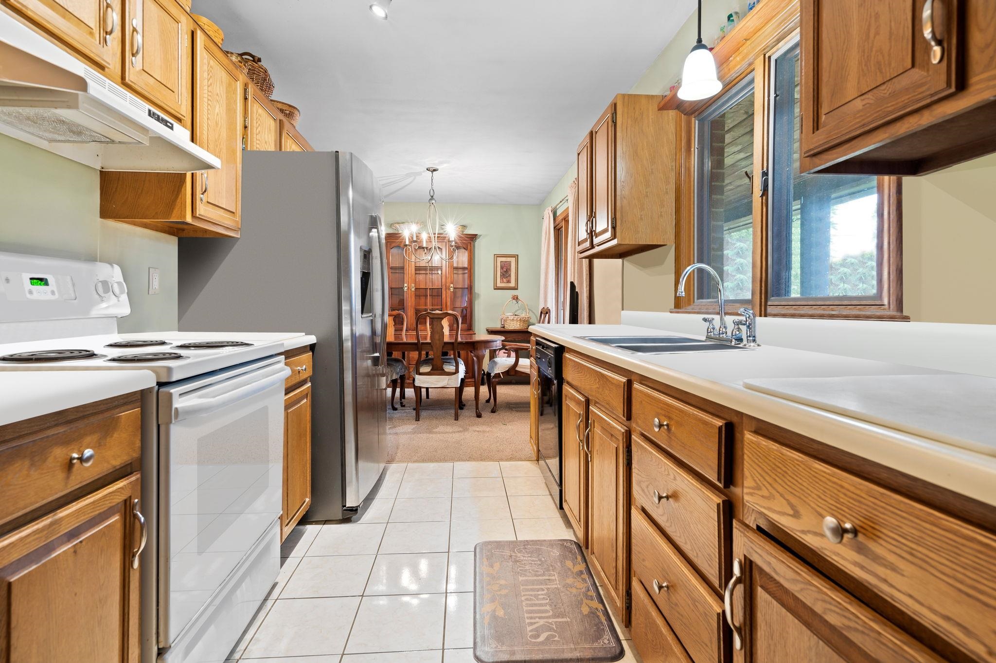 243 High Street Hampton, NH 03842 - Photo 6 of 27