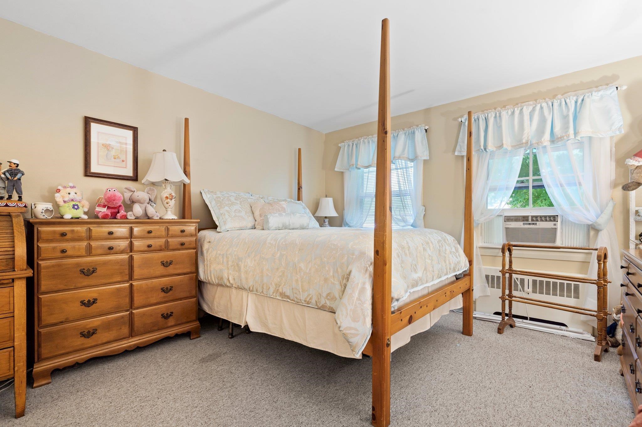 243 High Street Hampton, NH 03842 - Photo 10 of 27