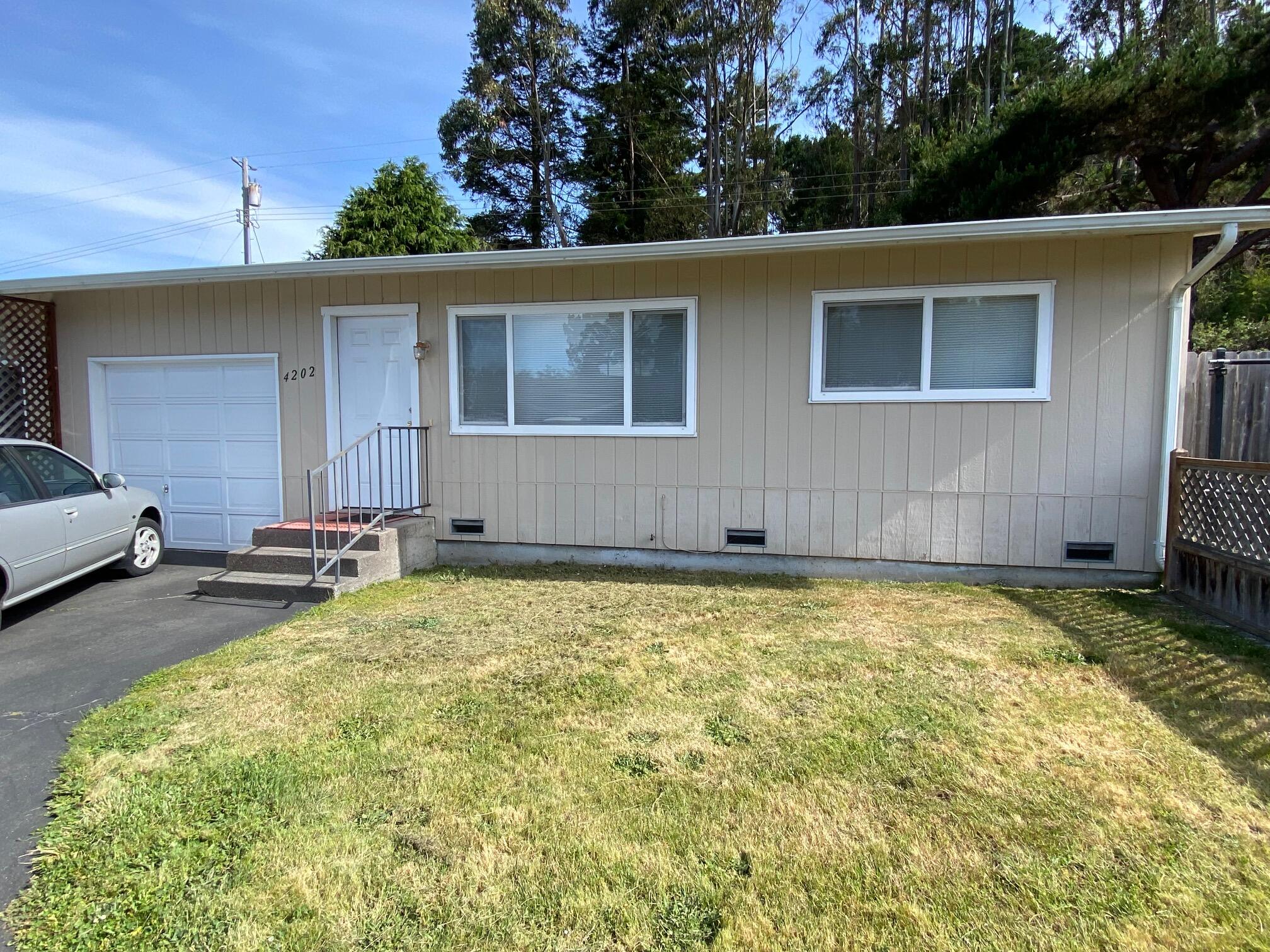 4210 Loop Road Fortuna, CA 95540 - Photo 10 of 34 Gallery Image 10