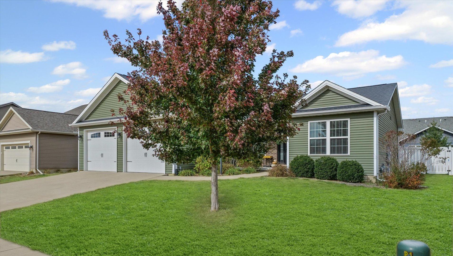 2022 Prairie Grass Lane Mahomet, IL 61853 - Photo 5 of 51 a view of a house with a yard