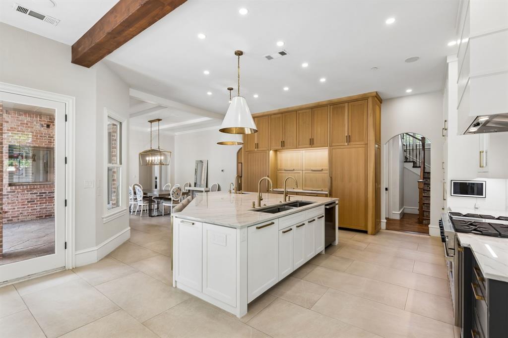 5707 Watson Circle Dallas, TX 75225 - Photo 12 of 40