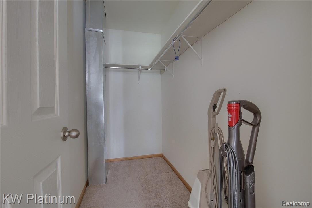 10693 Lambs Road Memphis, MI 48041 - Photo 33 of 43 Master_Bedroom_Walkin_Closet.jpg