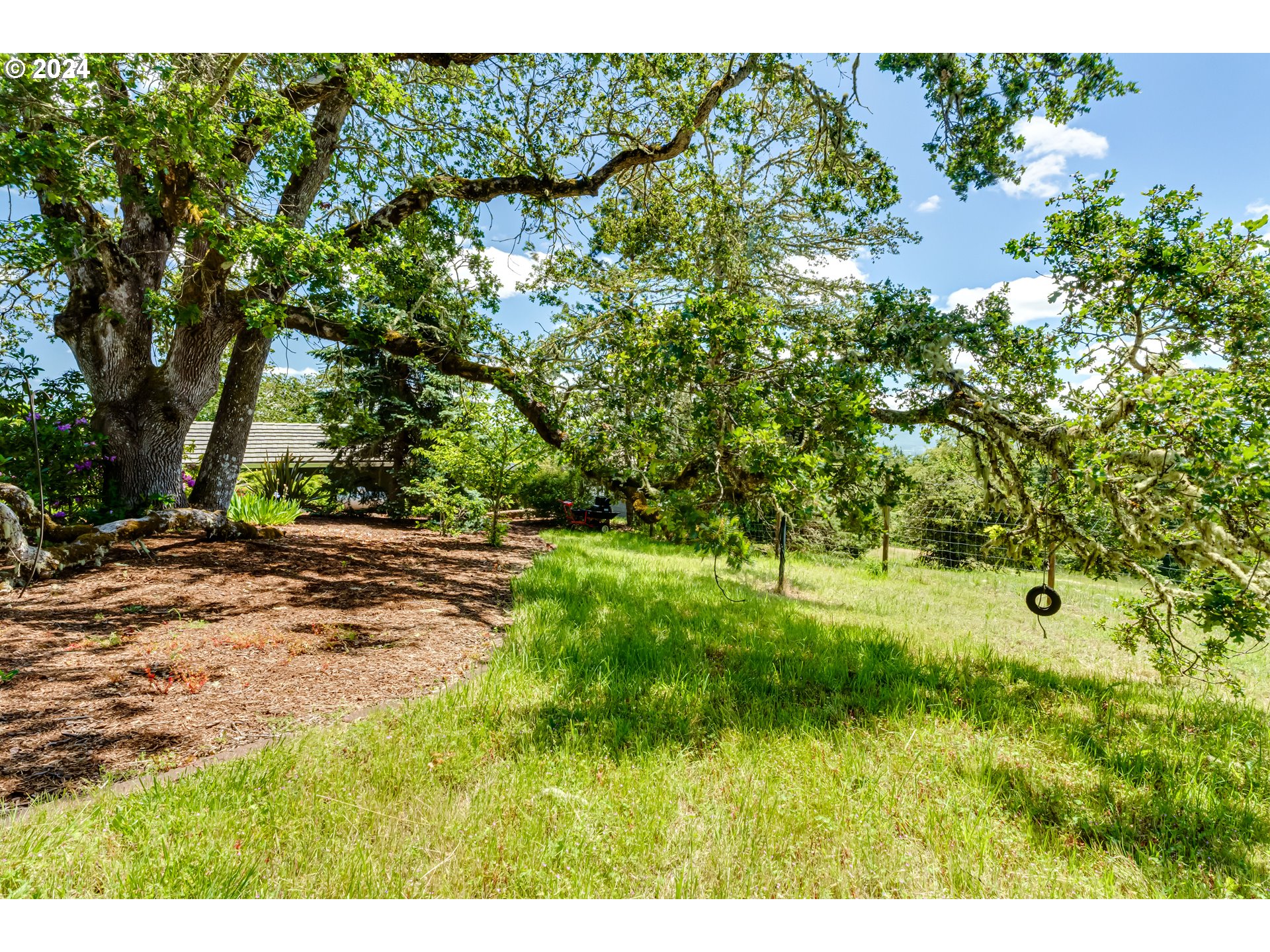 85290 Ridge Top Drive Eugene, OR 97405 - Photo 47 of 48 a view of a back yard