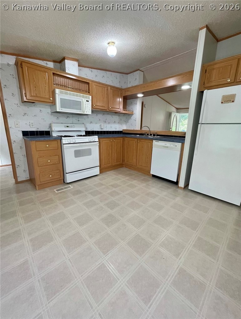 1597 Ripley Road Spencer, WV 25276 - Photo 6 of 17 Gallery Image 6