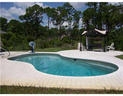 10921 Southwest Hawk View Circle Stuart, FL 34997 - Photo 8 of 25 Gallery Image 8