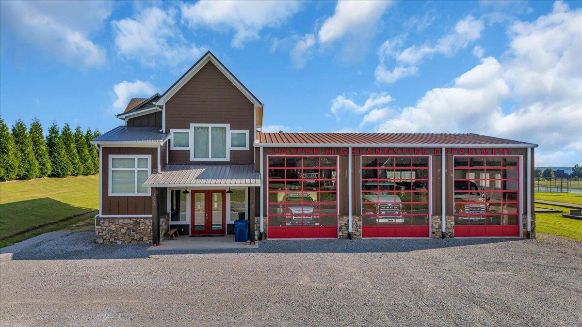 201 Pioneer Road, Unit 216 Jasper, TN 37347 - Photo 20 of 23 38-DJI_20250918160719_0144_D