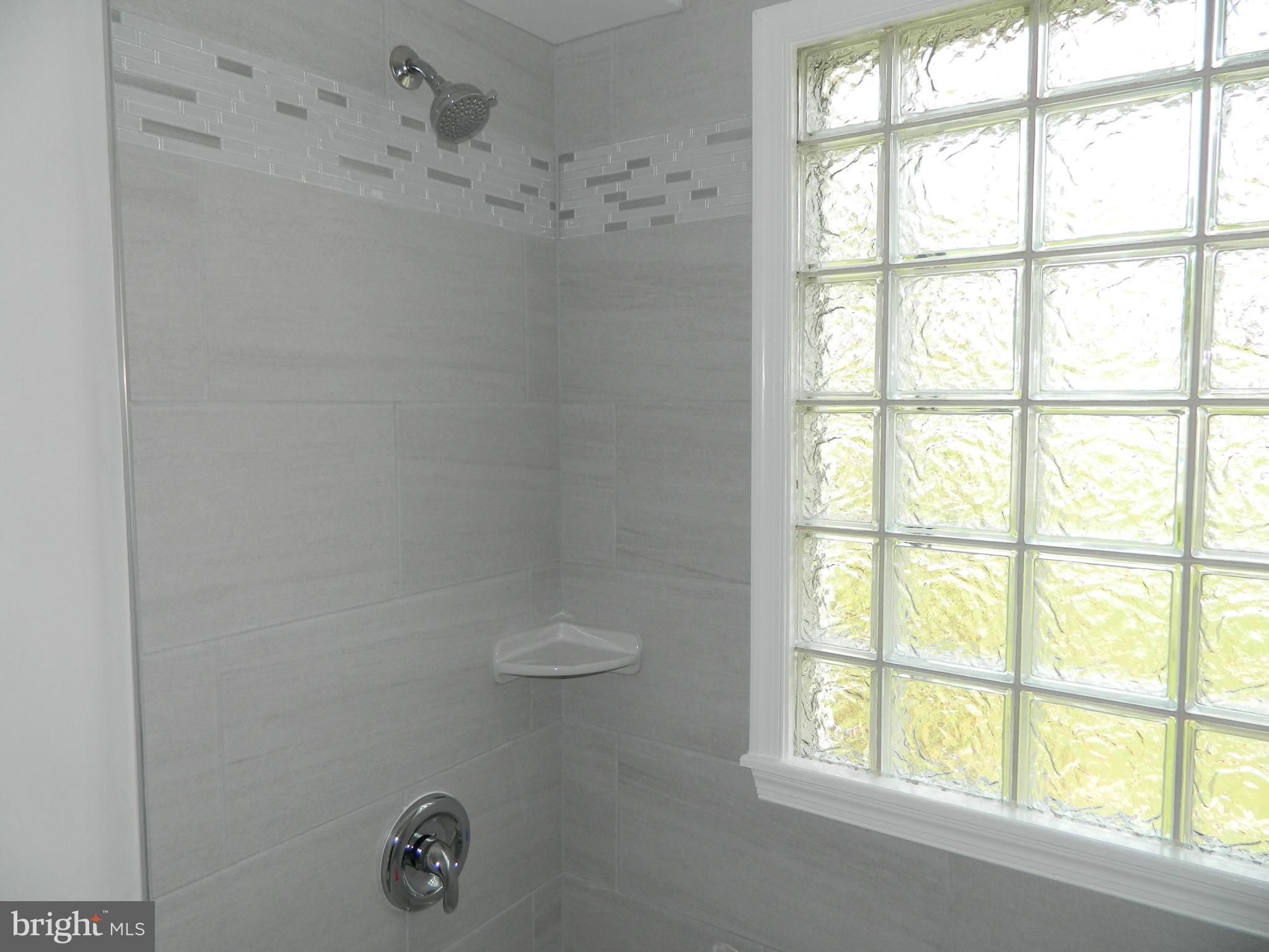 962 Woodlynn Road Baltimore, MD 21221 - Photo 12 of 21 beautiful tile work