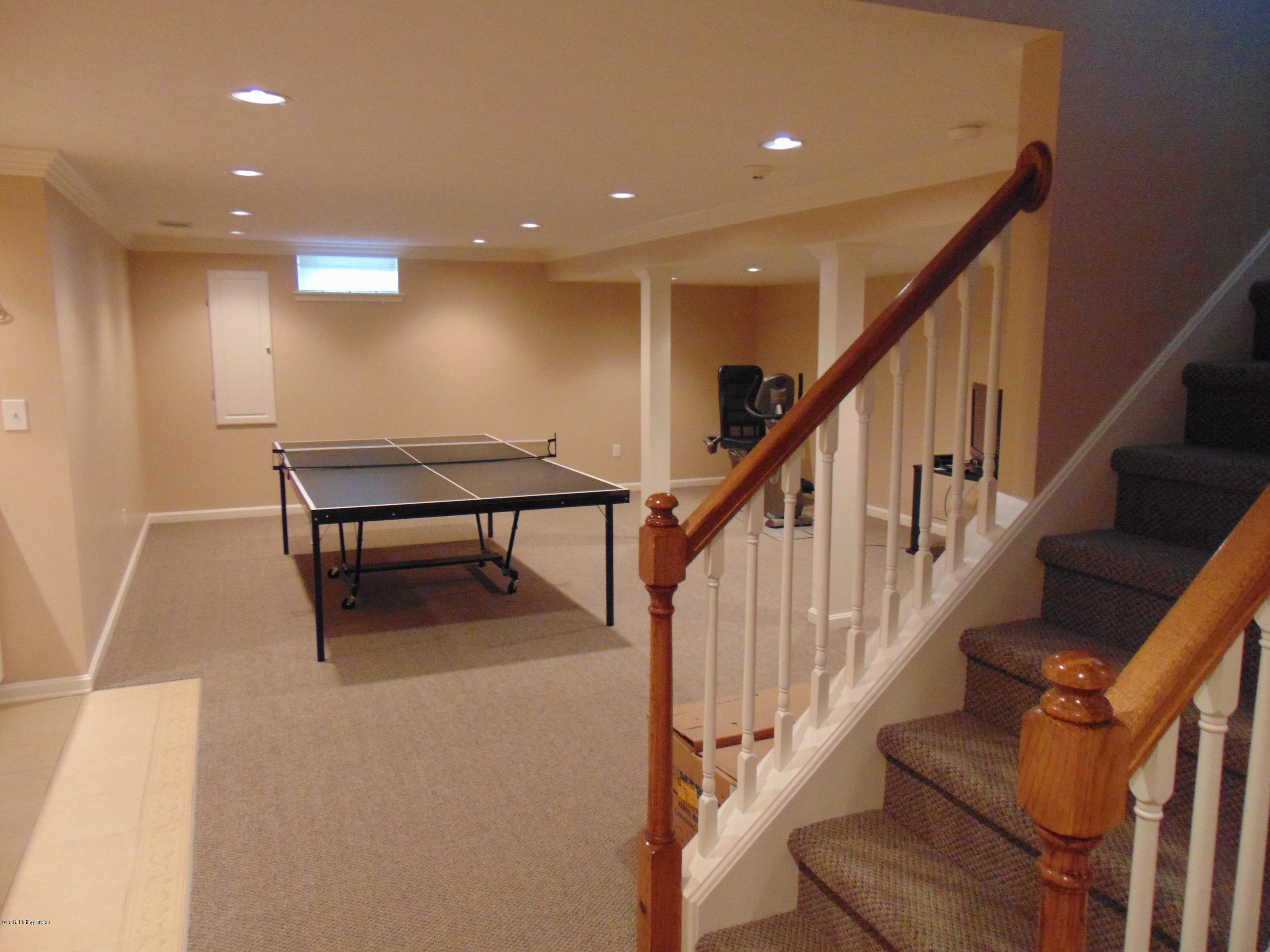 8212 Lacevine Road Louisville, KY 40220 - Photo 38 of 59 DSC00890
