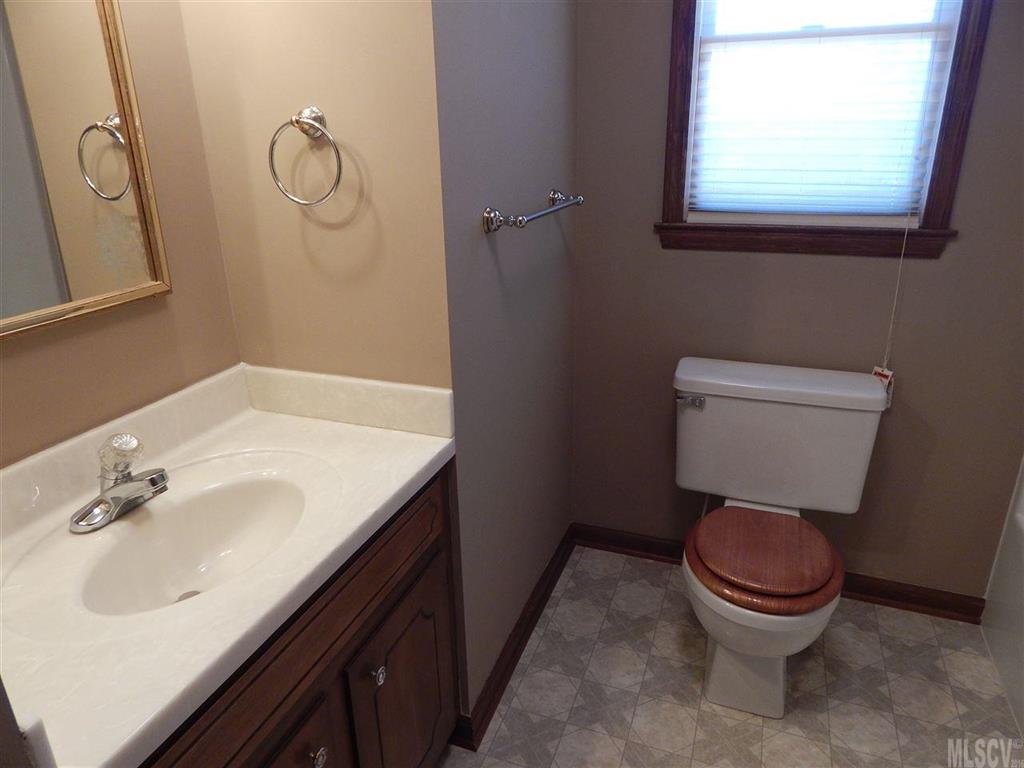 719 Jamestown Road Morganton, NC 28655 - Photo 7 of 23 Gallery Image 7