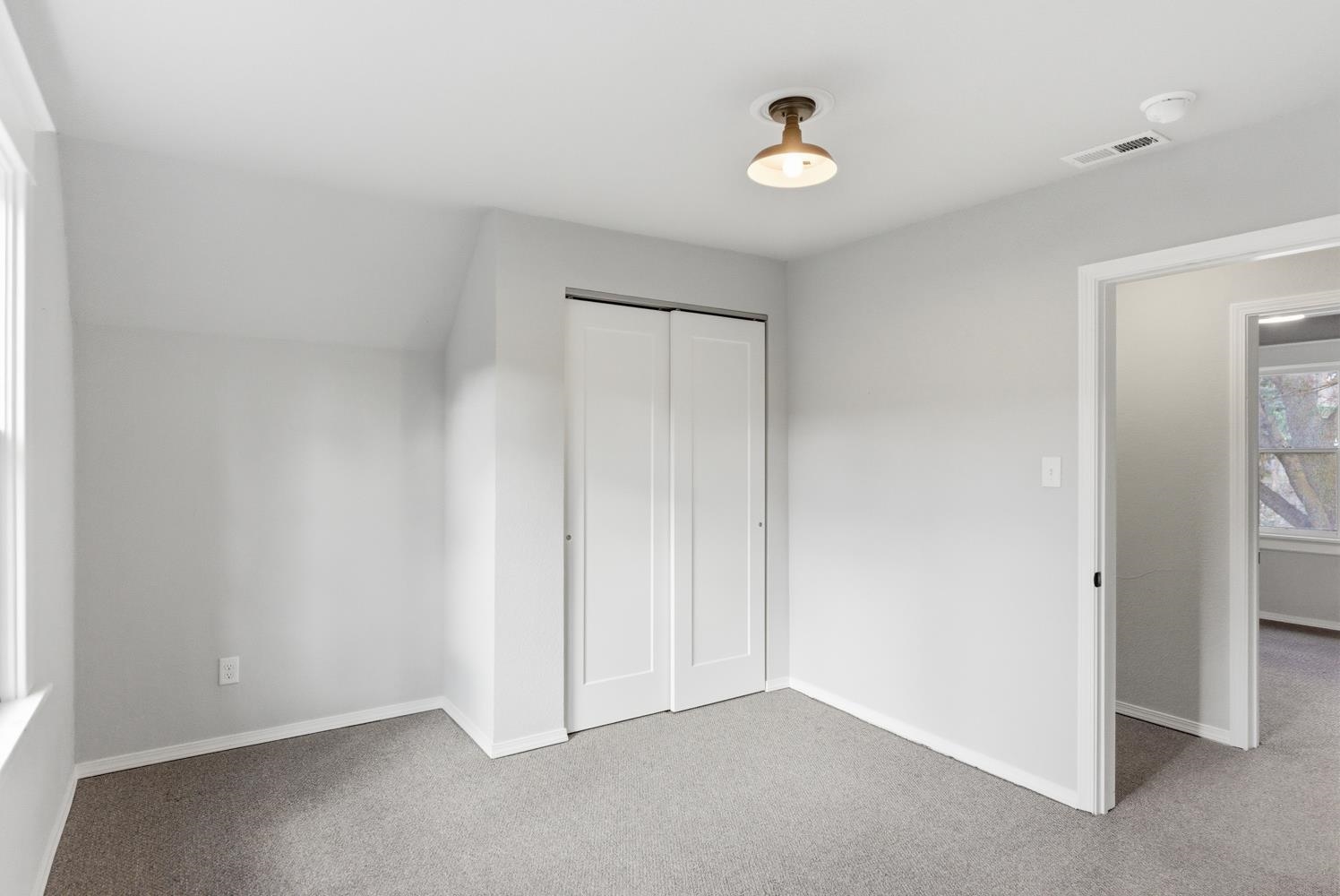 613 East 9th Avenue Spokane, WA 99202 - Photo 22 of 42