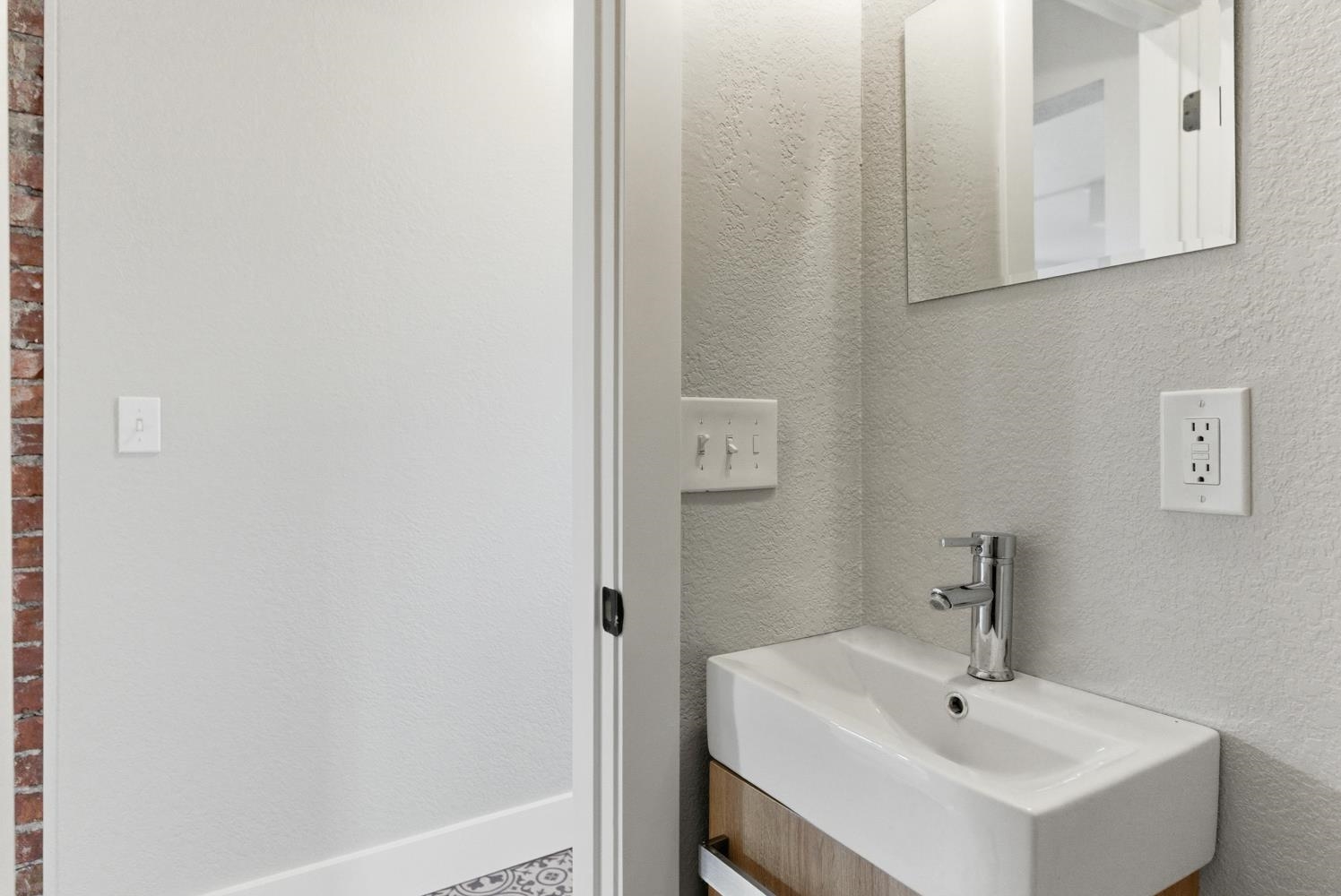 613 East 9th Avenue Spokane, WA 99202 - Photo 26 of 42