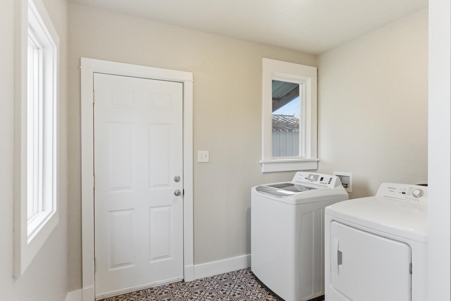613 East 9th Avenue Spokane, WA 99202 - Photo 27 of 42