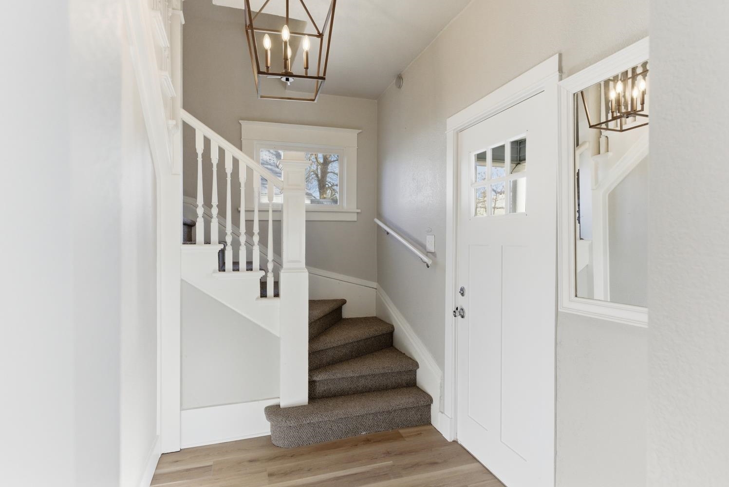 613 East 9th Avenue Spokane, WA 99202 - Photo 4 of 42