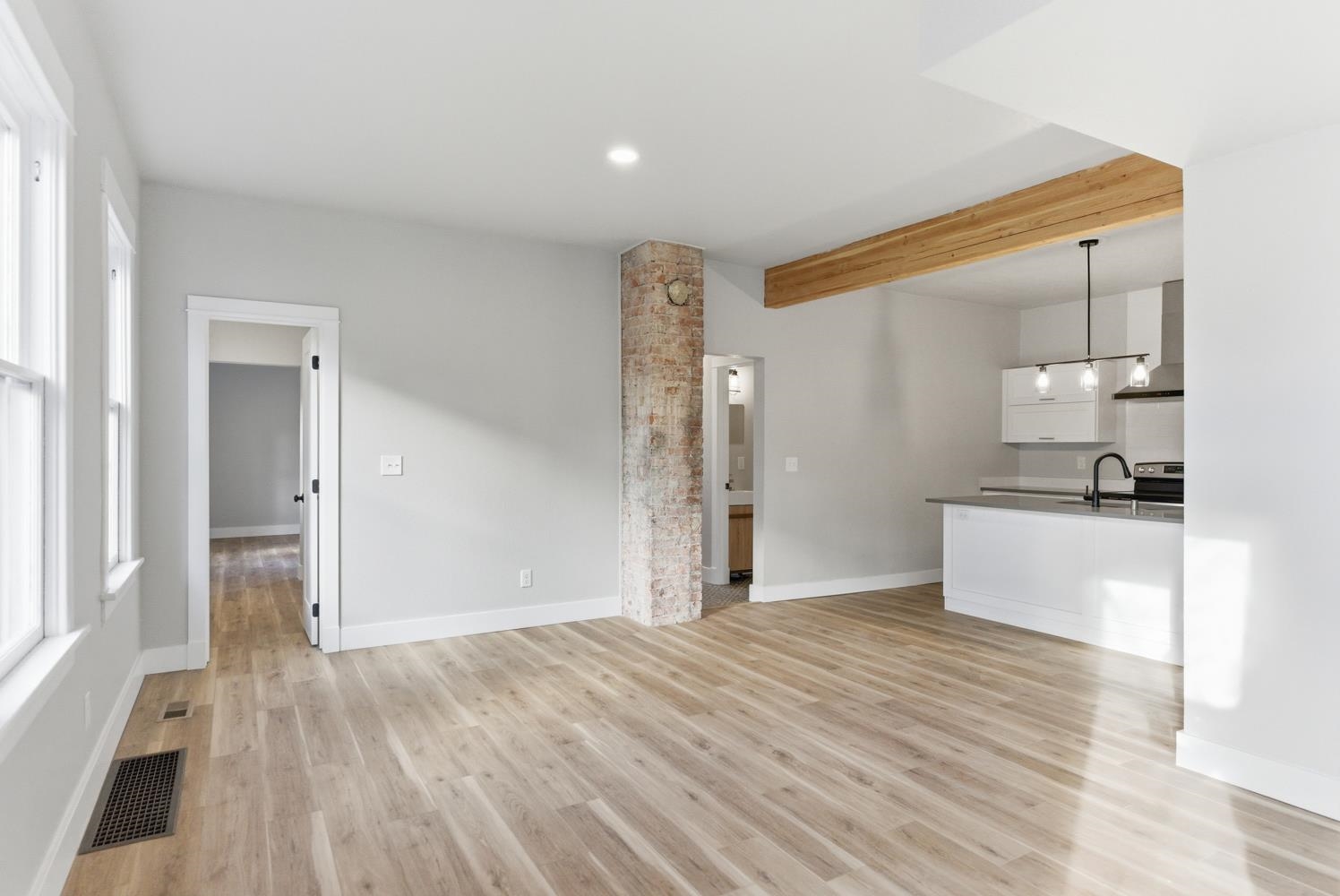 613 East 9th Avenue Spokane, WA 99202 - Photo 6 of 42