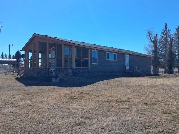 $211,000 | 195 Thompson Circle, Cokeville, WY 83114
