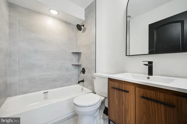 $1,475 | 434 McKean Street, Unit 2, Philadelphia, PA 19148