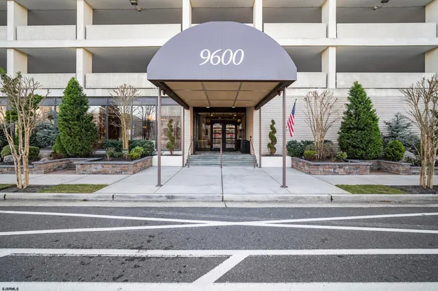 $889,900 | 9600 Atlantic Avenue, Unit 1811, Margate City, NJ 08402
