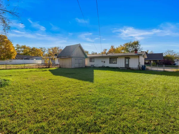 $1,750 | 767-1 Heritage Road, Valparaiso, IN 46385