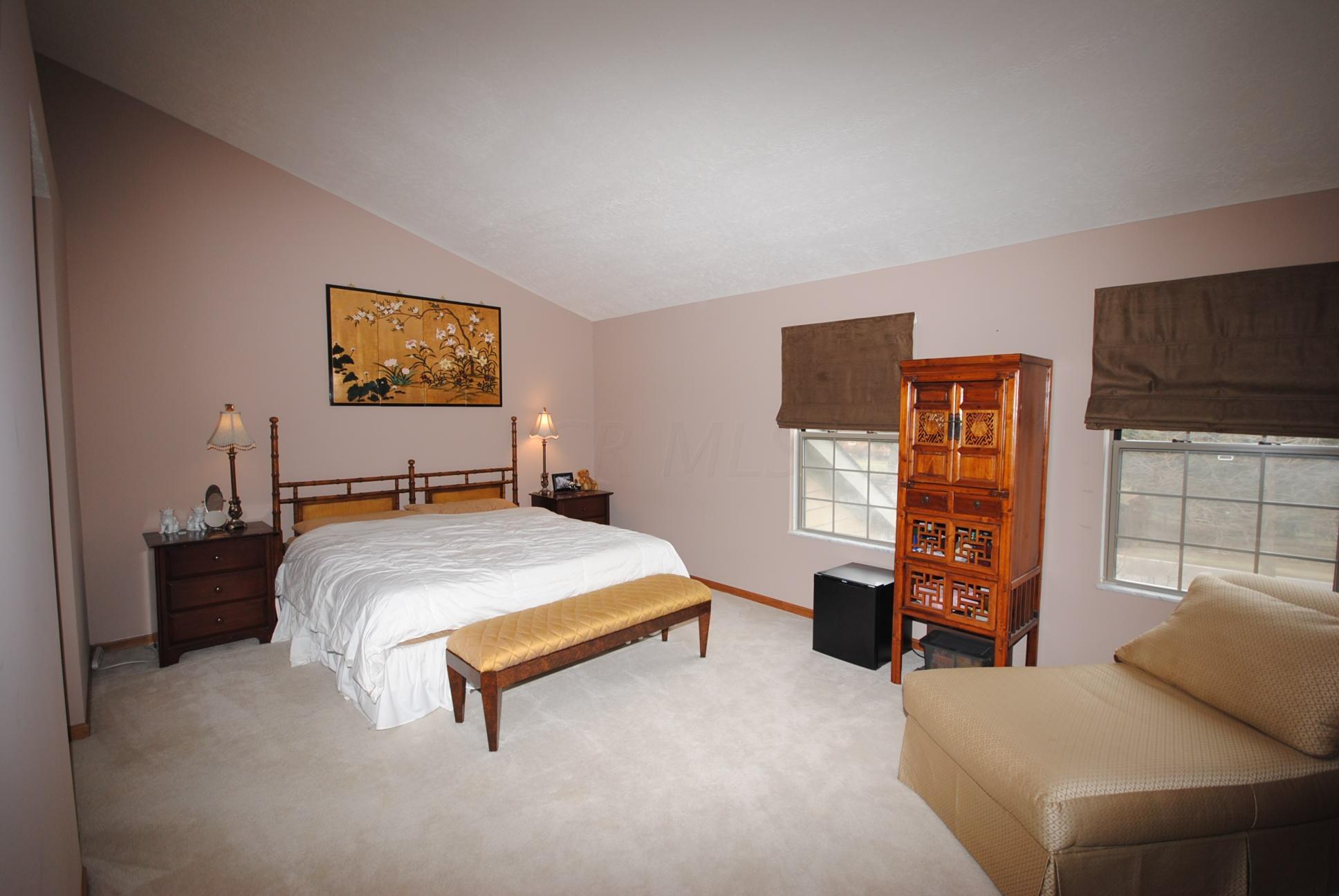 5674 Wilcox Road Dublin, OH 43016 - Photo 11 of 18 Gallery Image 11