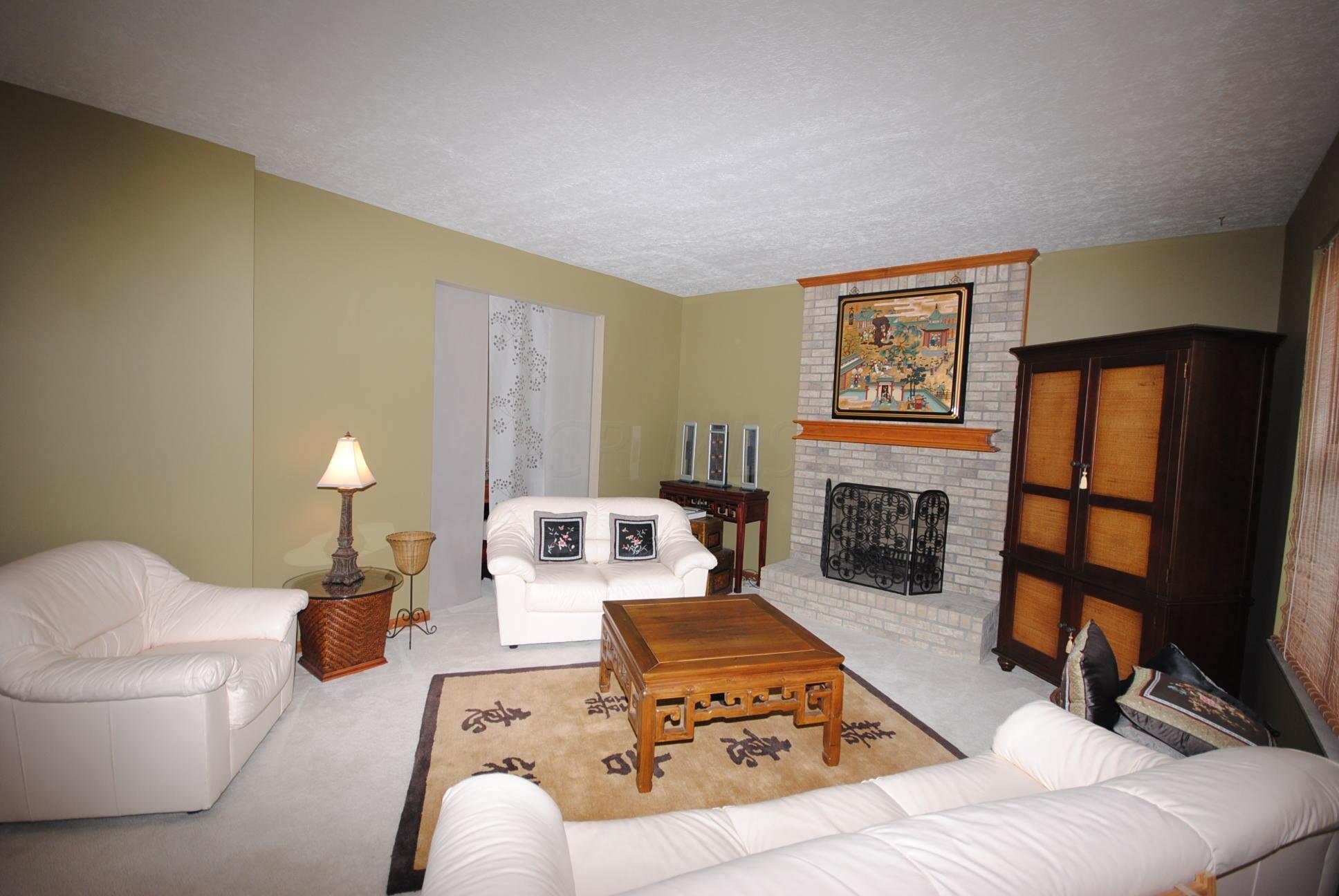 5674 Wilcox Road Dublin, OH 43016 - Photo 3 of 18 Gallery Image 3