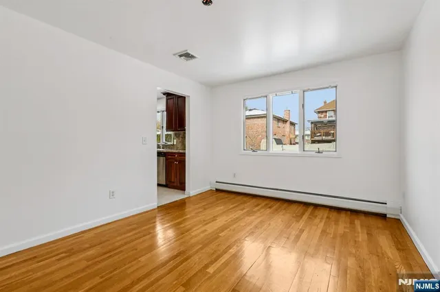 $2,800 | 691 Hamilton Avenue, Unit B, Ridgefield, NJ 07657