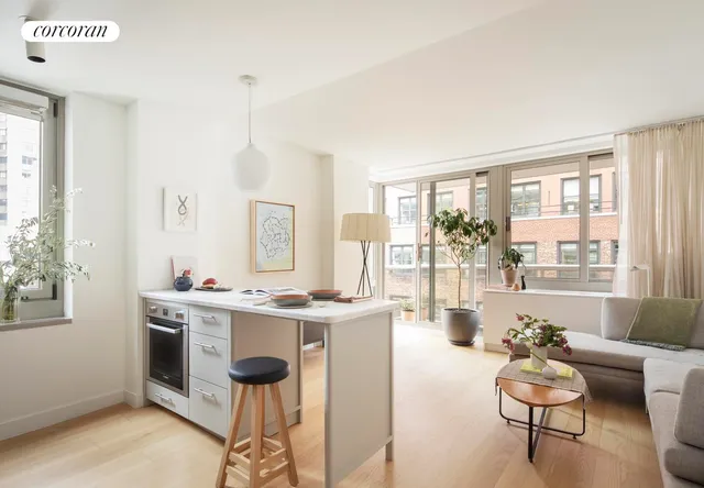 $1,385,000 | 234 East 46th Street, Unit PH2105 | Midtown East