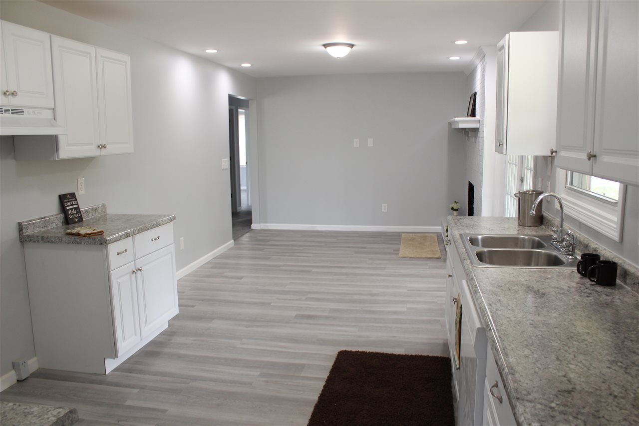 8499 North Bray Road Mount Morris, MI 48458 - Photo 18 of 45 50012181-17.JPG
