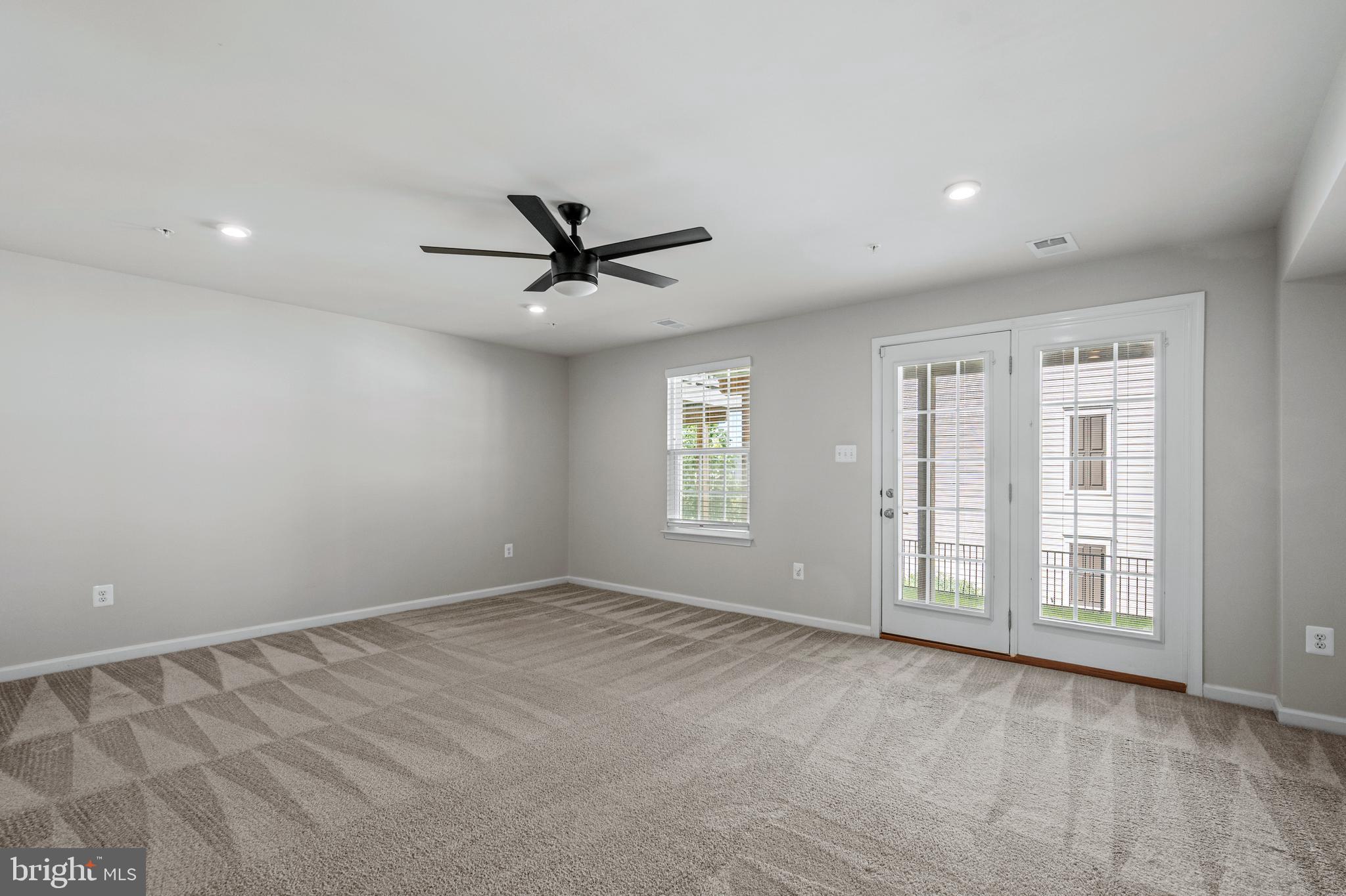 1816 Wind Gate Road Baltimore, MD 21227 - Photo 27 of 54 Gallery Image 27