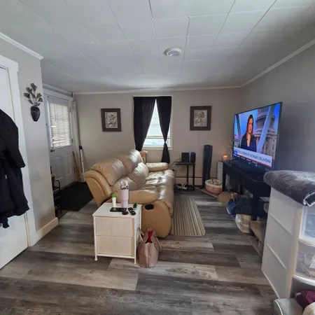 $1,750 | 70 Davis Street, Keene, NH 03431