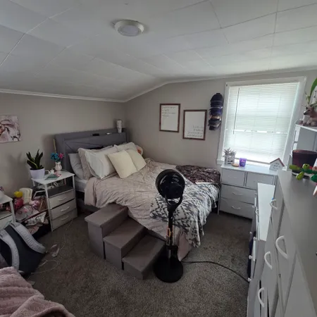 $1,750 | 70 Davis Street, Keene, NH 03431