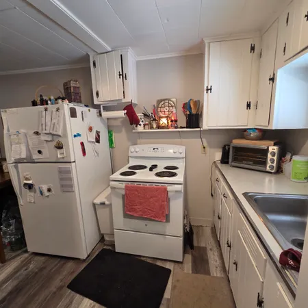 $1,750 | 70 Davis Street, Keene, NH 03431