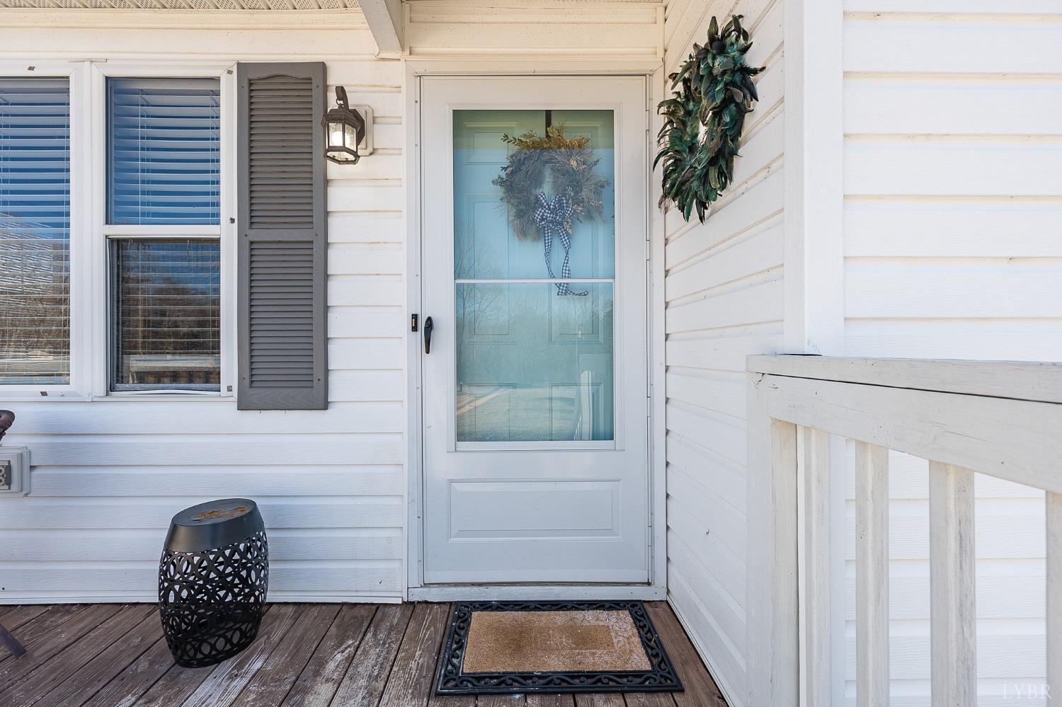 360 Webster Drive Concord, VA 24538 - Photo 3 of 36