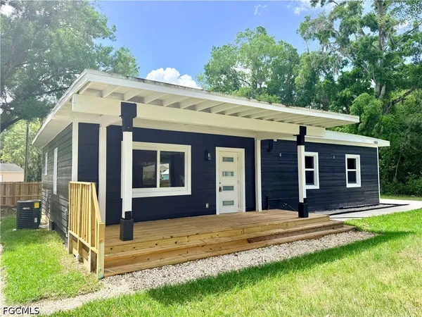 $349,900 | 14232 Chisholm Lane, Odessa, FL 33556