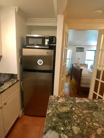 $2,550 | 36 Joy Street, Unit F1, Boston, MA 02114