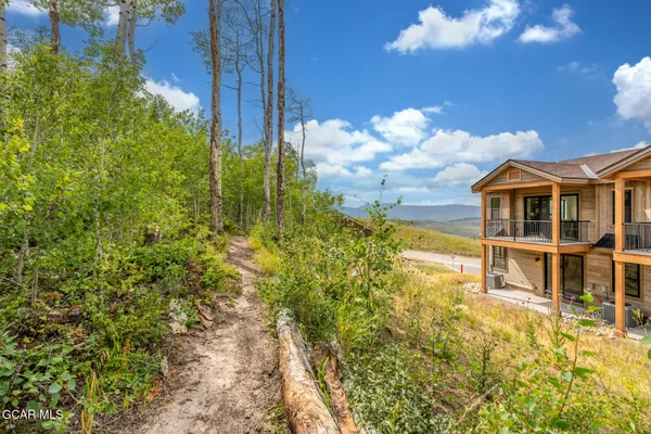 $1,099,000 | 100 Saddle Mountain Camp Road, Granby, CO 80446