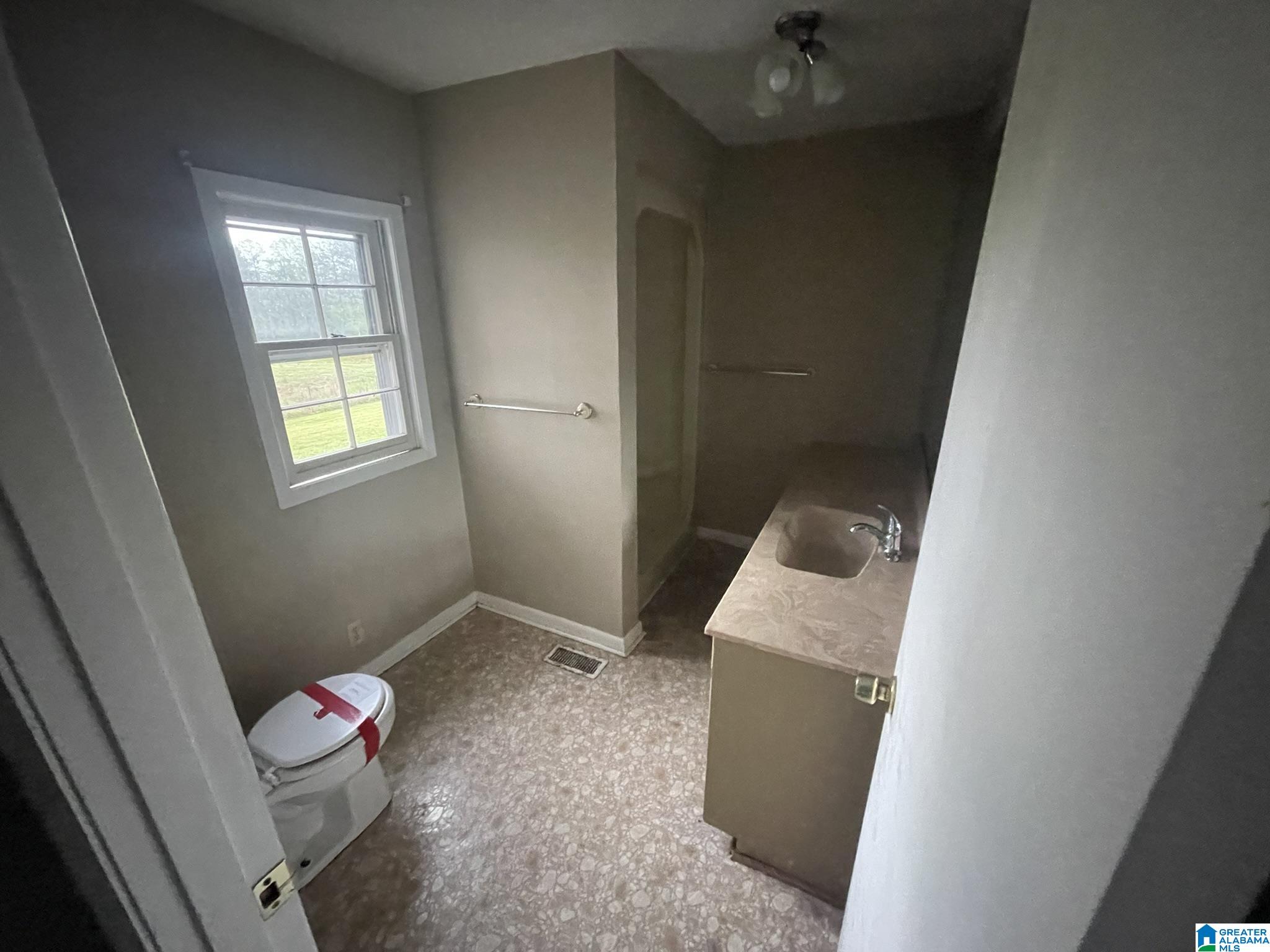 1133 Refuge Road Ragland, AL 35131 - Photo 7 of 24