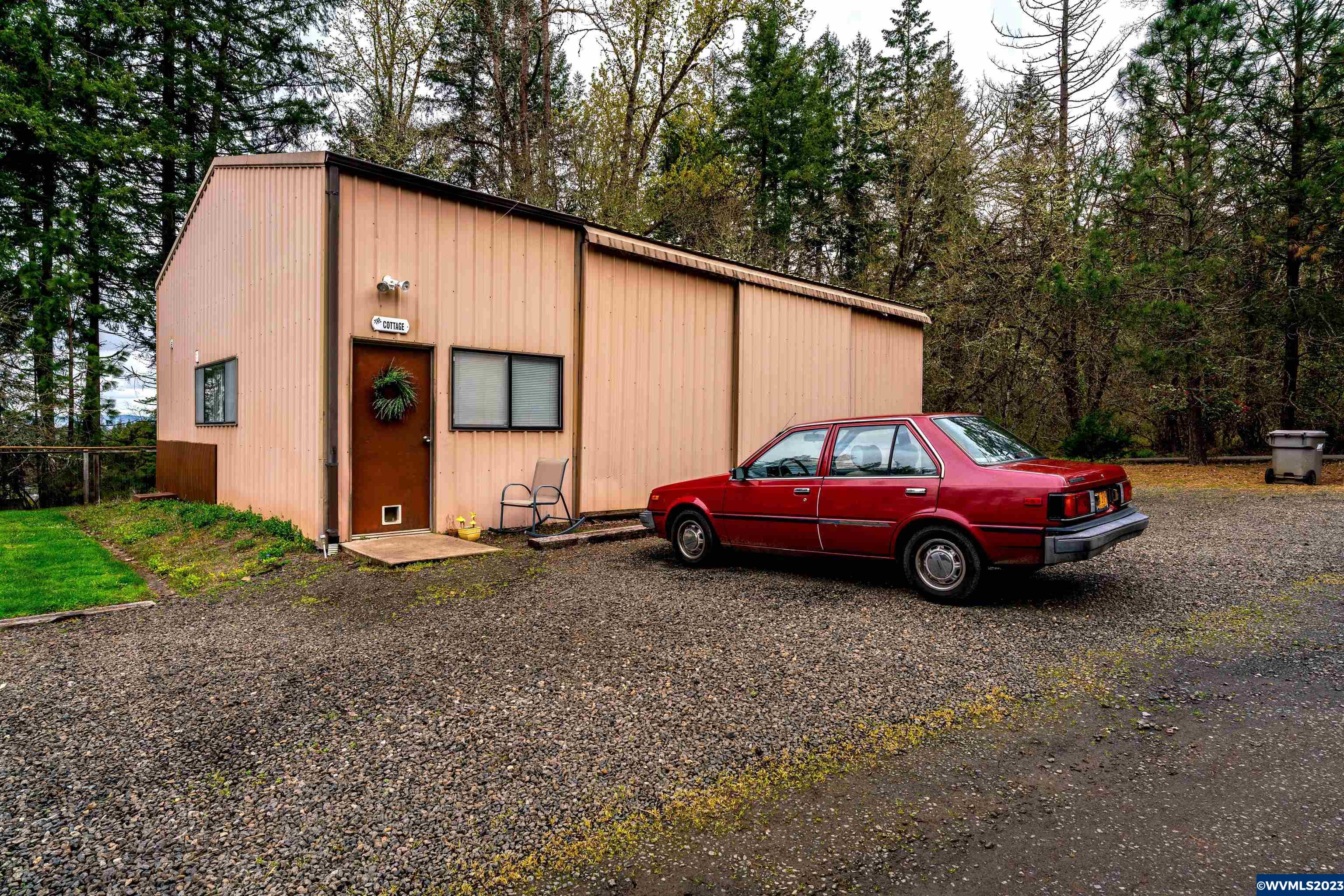 3185 Northwest Countryman Circle Albany, OR 97321 - Photo 34 of 42