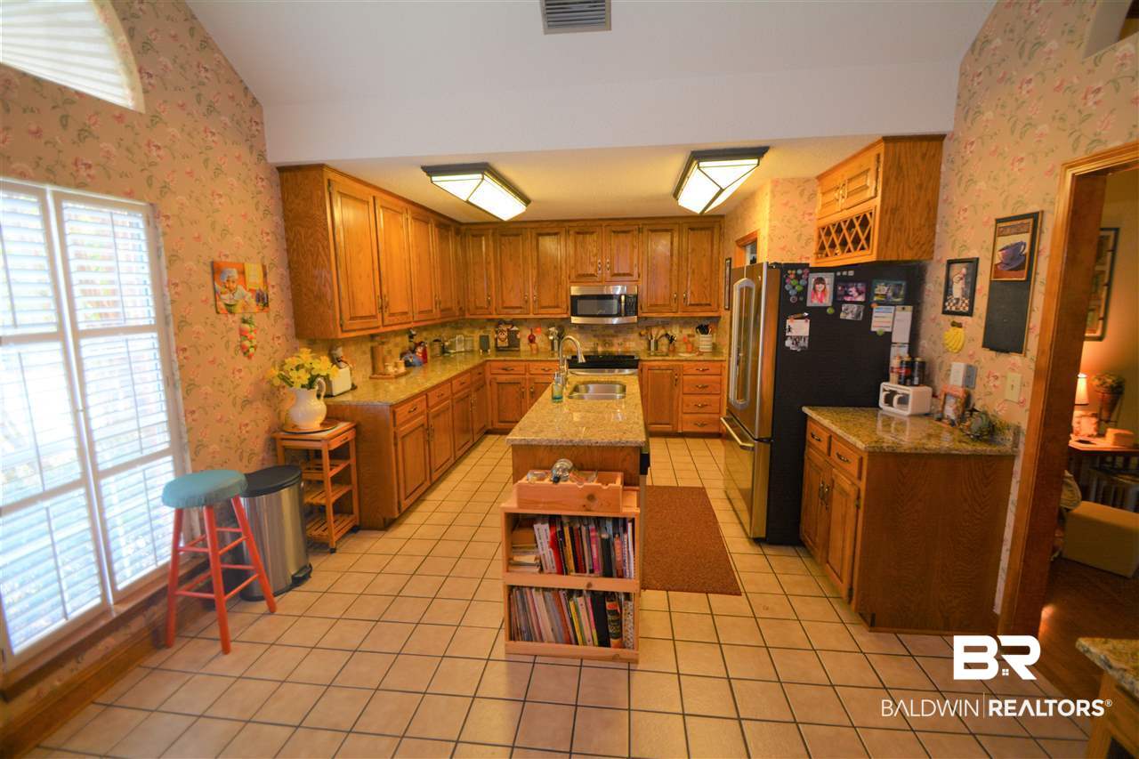 6728 Ridgeland Road South Mobile, AL 36695 - Photo 7 of 50