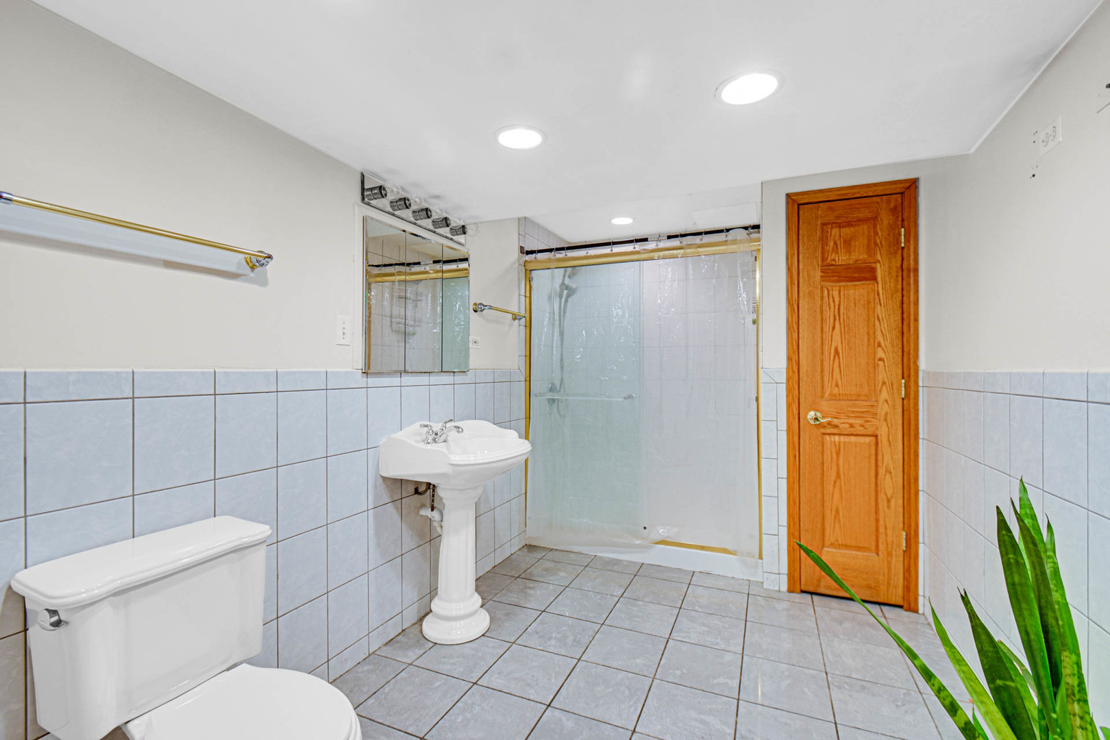 1853 Lake Shore Court Romeoville, IL 60446 - Photo 23 of 35