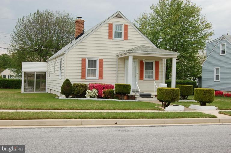 1808 Forrest Road Parkville, MD 21234 - Photo 2 of 16 Exterior (Main)