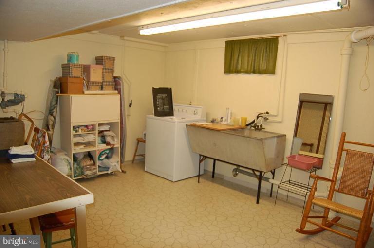 1808 Forrest Road Parkville, MD 21234 - Photo 11 of 16 Laundry Area 1
