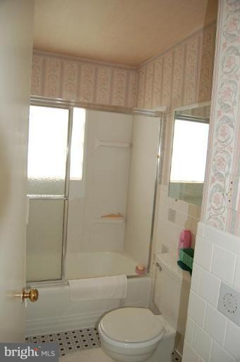 1808 Forrest Road Parkville, MD 21234 - Photo 13 of 16 Bath #1