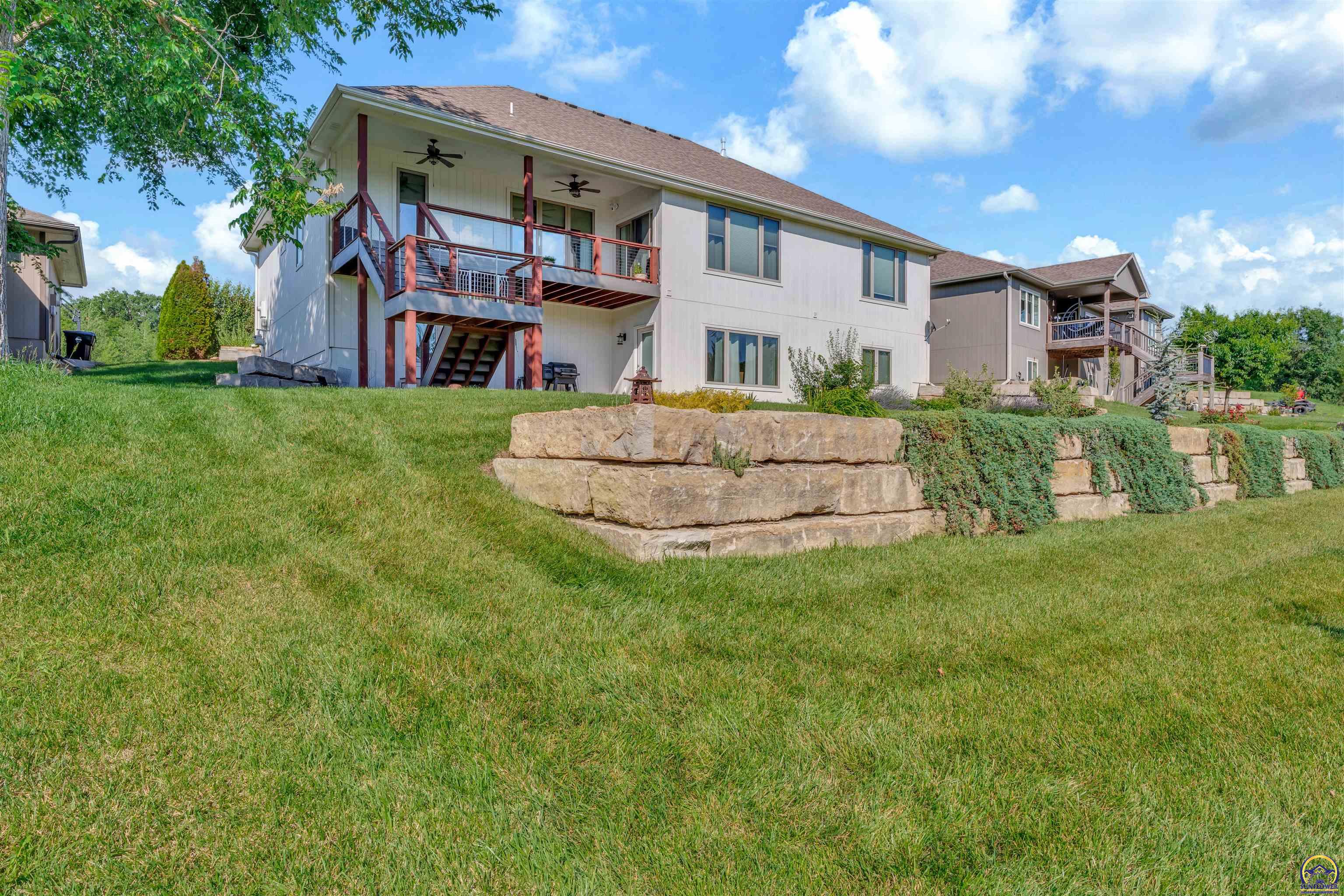 6131 Southwest 47th Street Topeka, KS 66610 - Photo 15 of 20