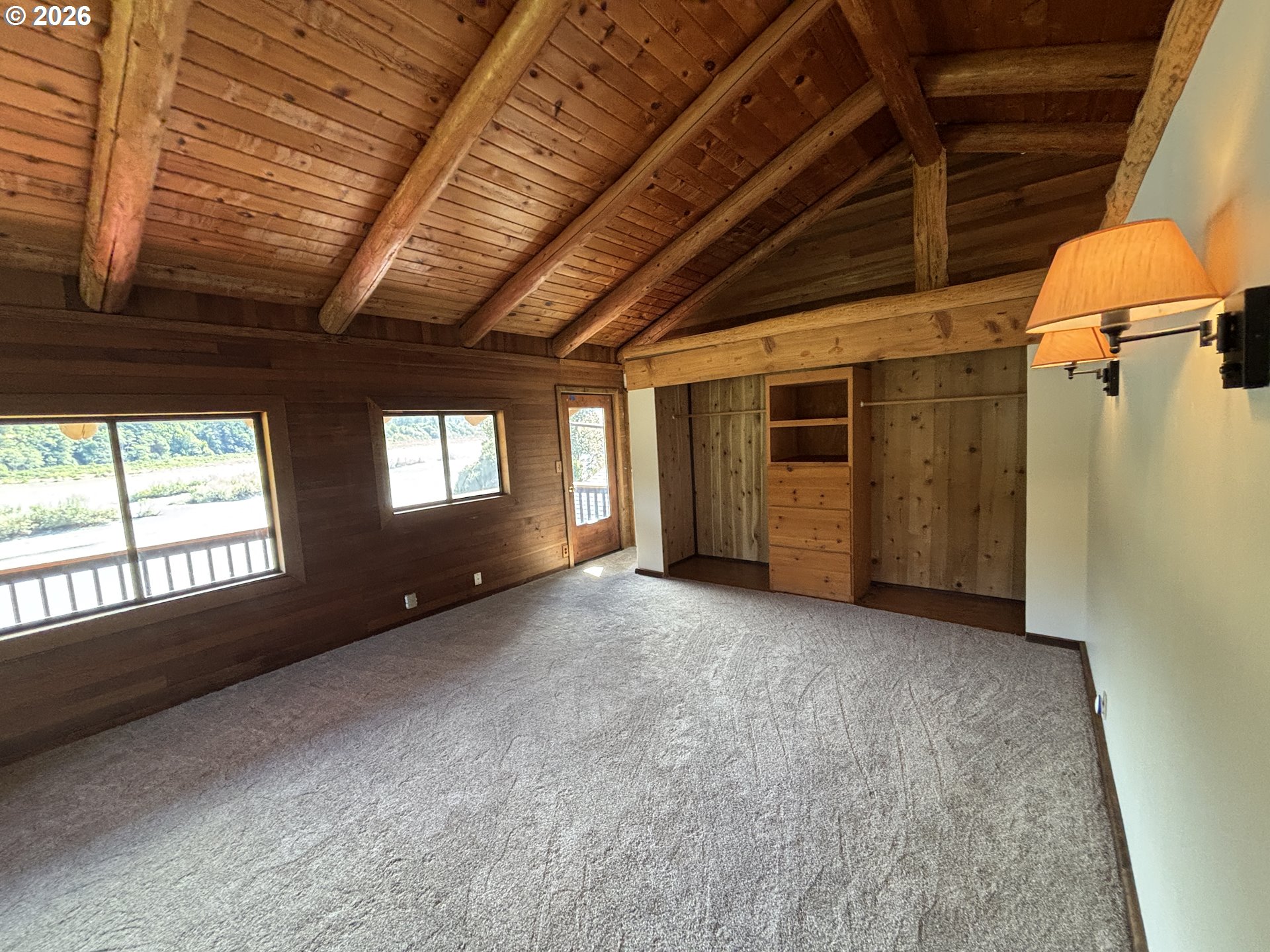96476 North Bank Rogue River Road Gold Beach, OR 97444 - Photo 20 of 28 Primary Bedroom