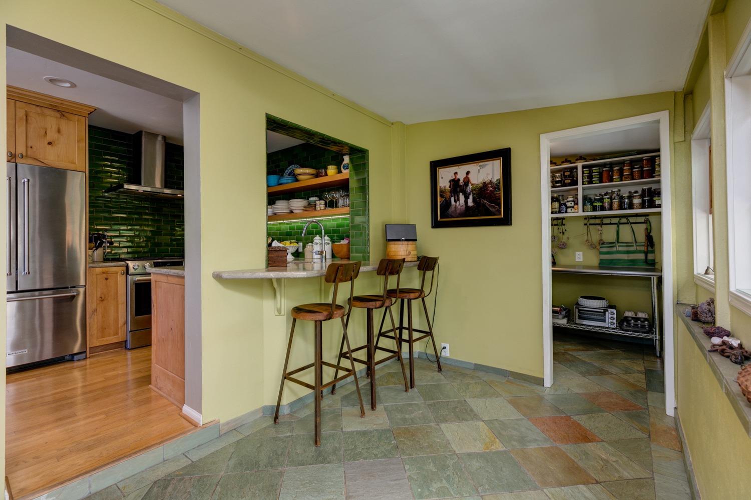 811 Tico Road Ojai, CA 93023 - Photo 11 of 50 Gallery Image 11